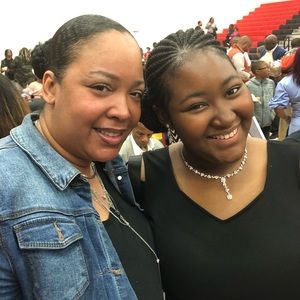 Meet your Posher, Stacy